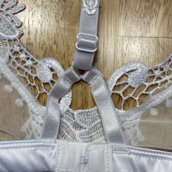 2 Lovely bras