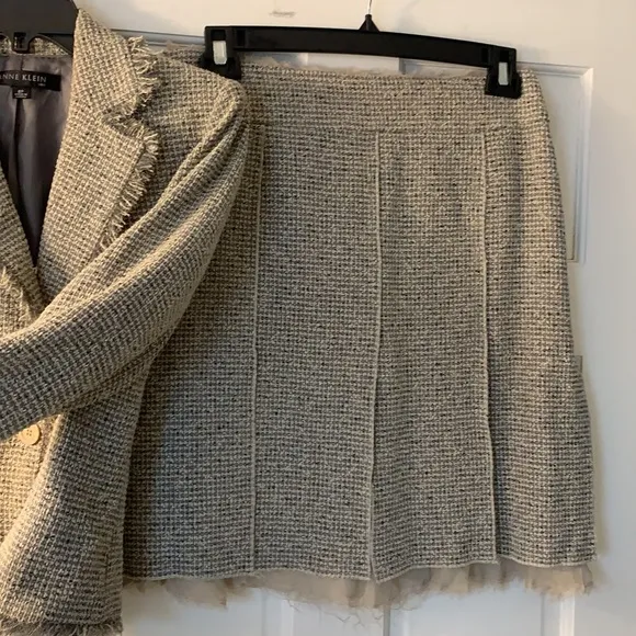 Anne Klein 8P skirt suit set!!