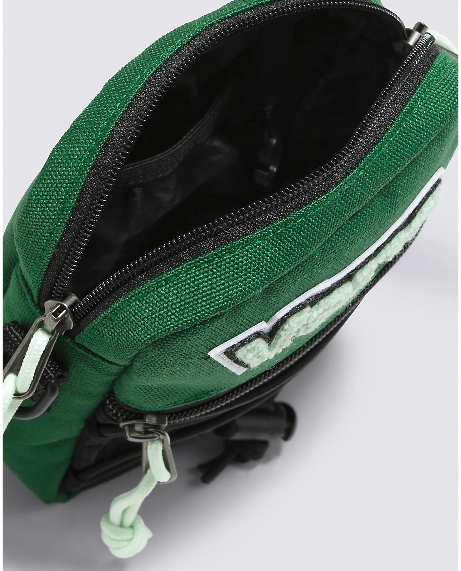 Bail Shoulder Bag