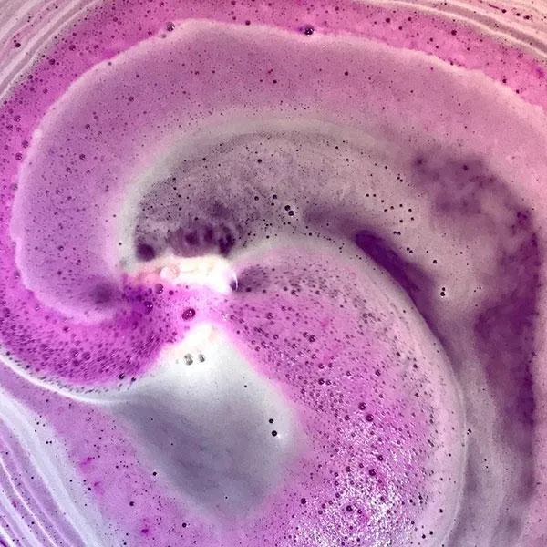 Black Raspberry Vanilla Bath Bomb