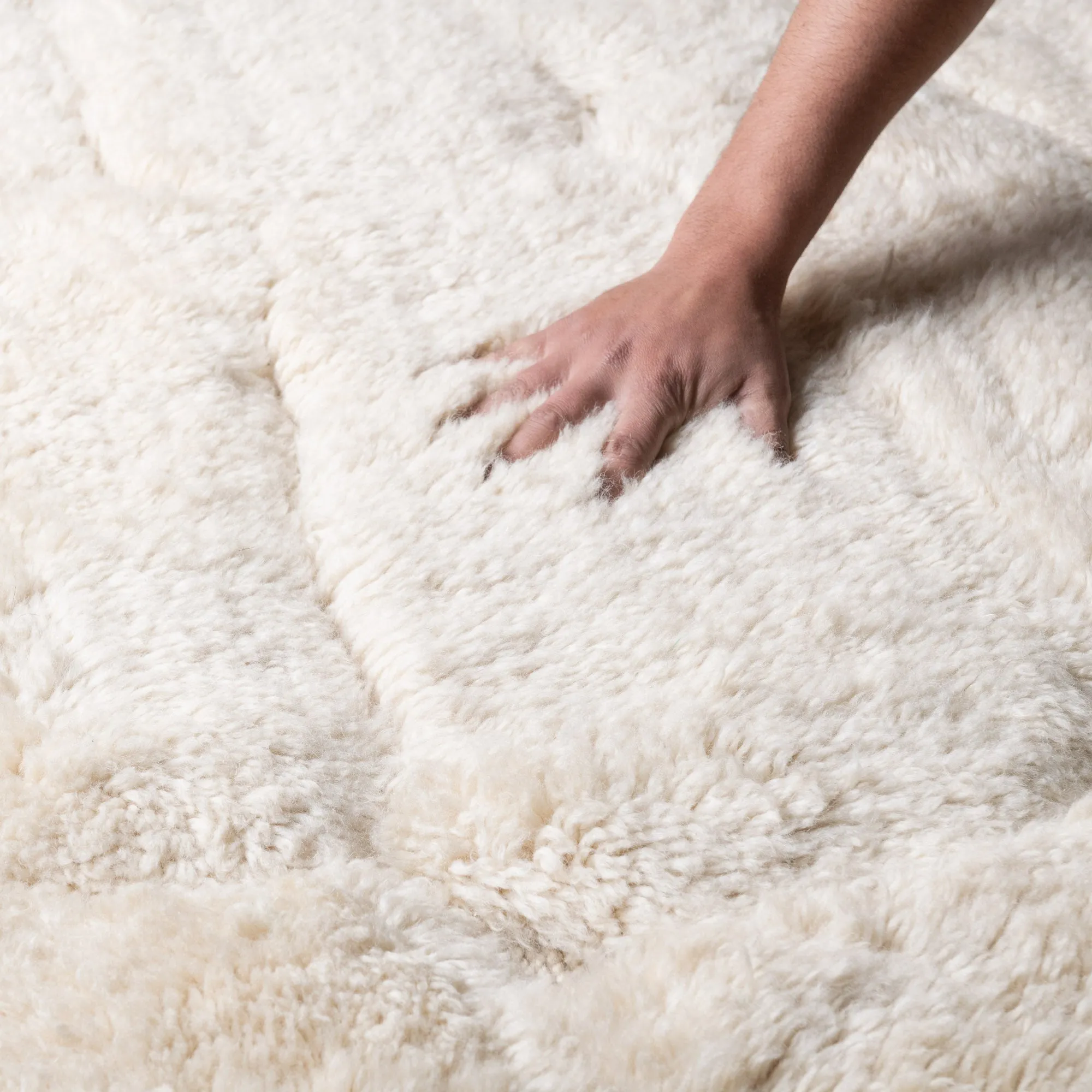 Cloudy Sky - Luxury Shag Moroccan Rug