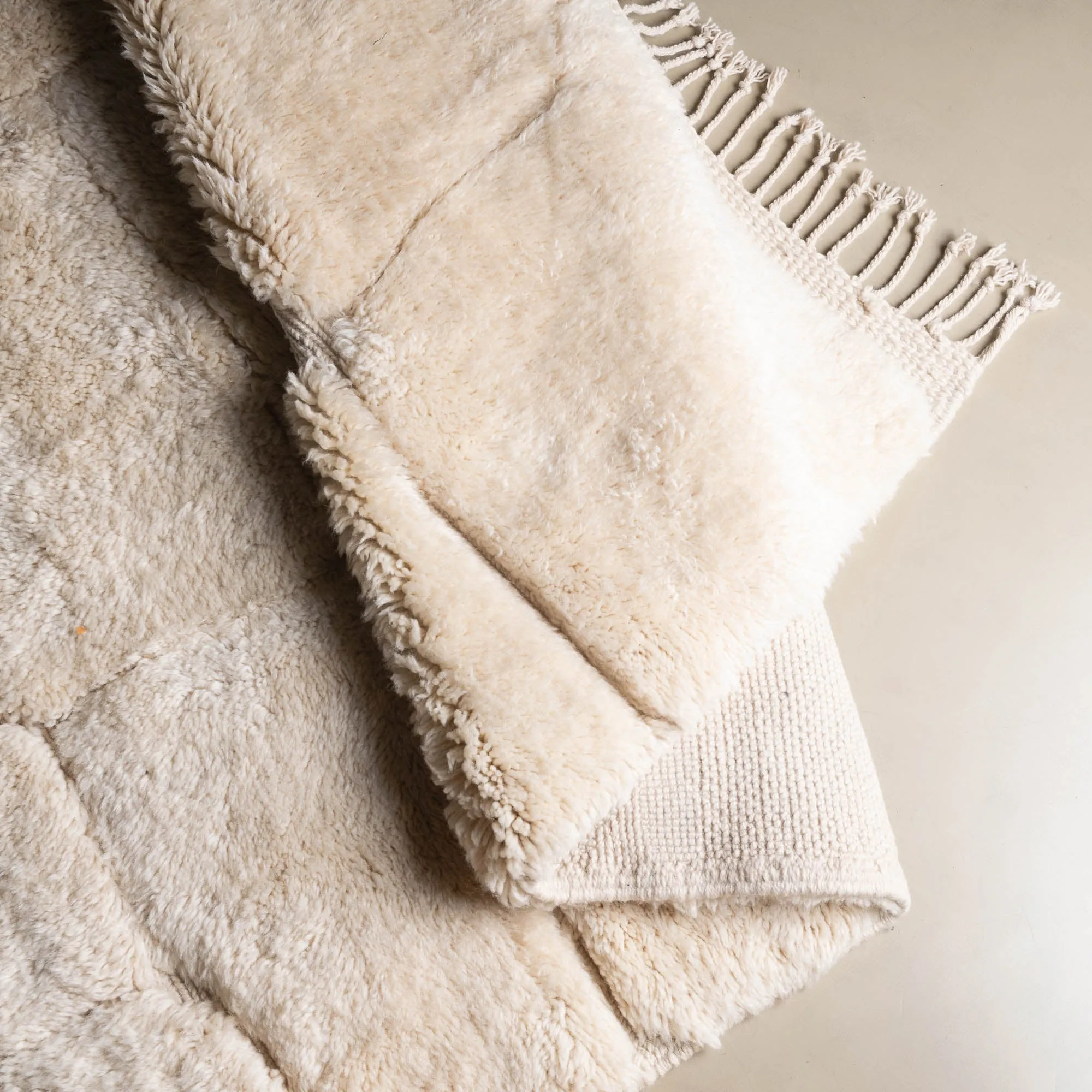 Cloudy Sky - Luxury Shag Moroccan Rug