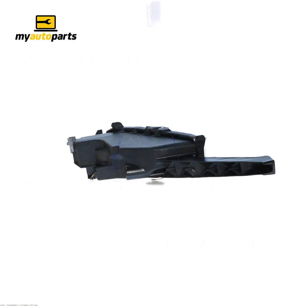 Fog Lamp Passenger Side Genuine suits Lexus NX200t / NX300h
