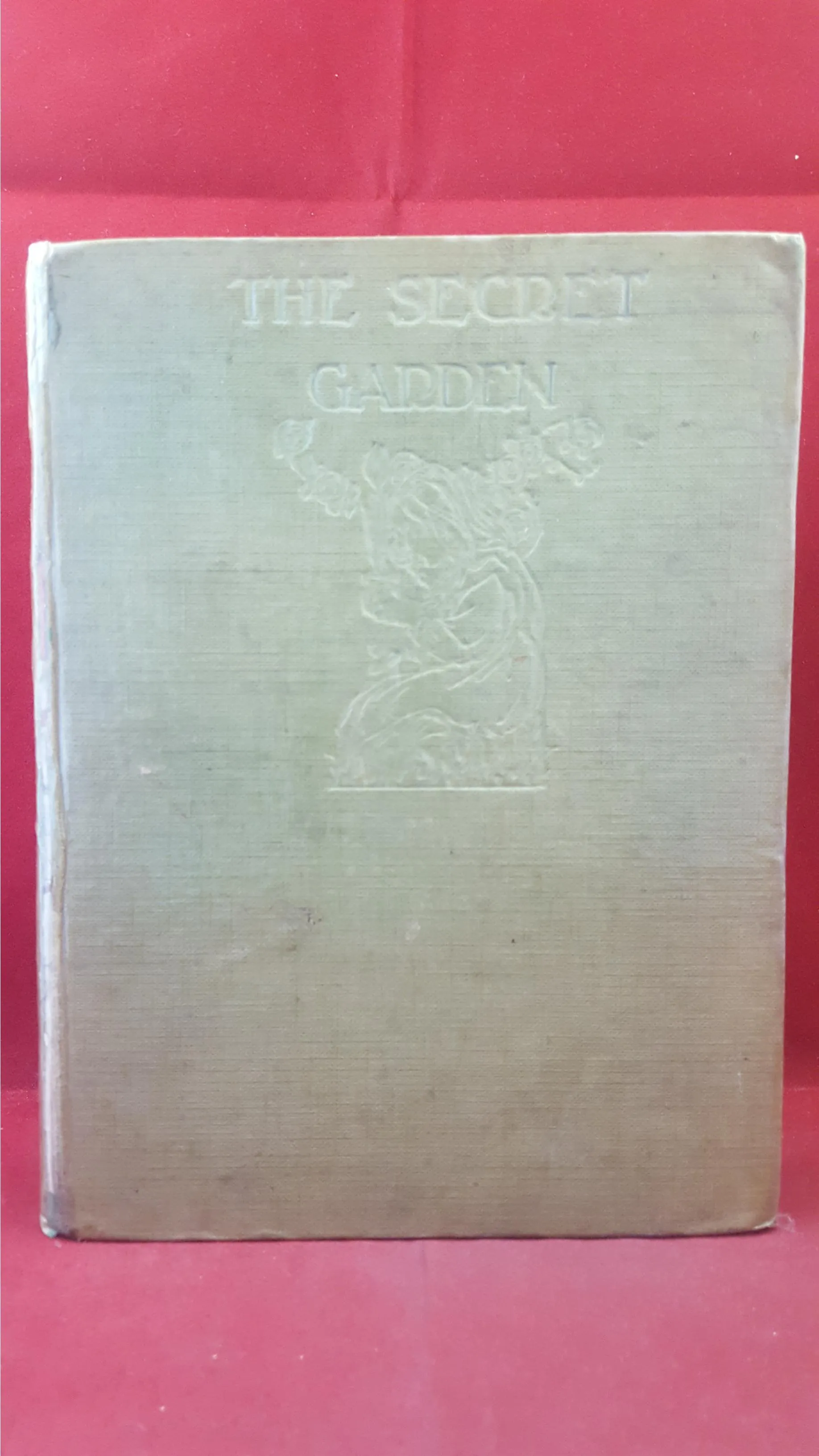 Frances Hodgson Burnett - The Secret Garden, William Heinemann, 1914