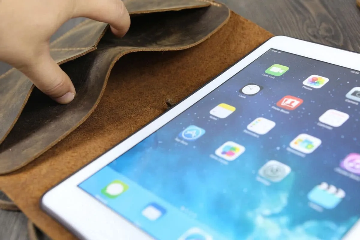 Genuine Leather iPad Cover Case Organizer for iPad Pro 9.7", 11", & 12.9"