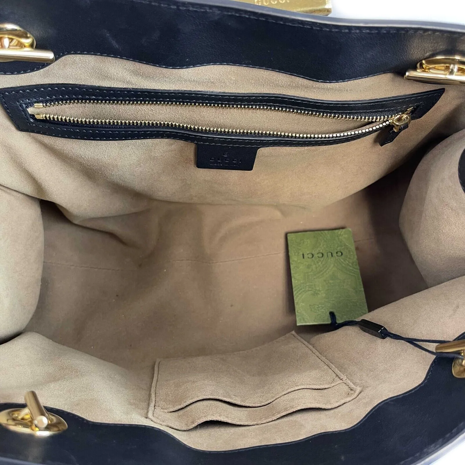 Gucci GG Supreme Padlock Chain Tote Medium