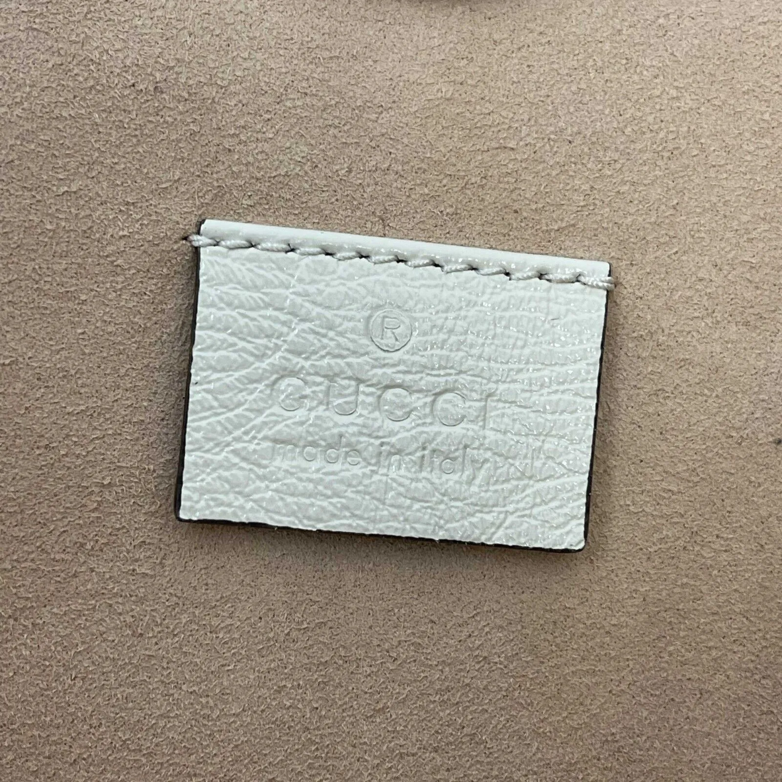 Gucci - New w/ Tags - Rajah Tote - White Shoulder Bag