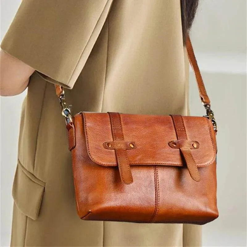 Handmade Women’s Leather Crossbody Bag for Travel