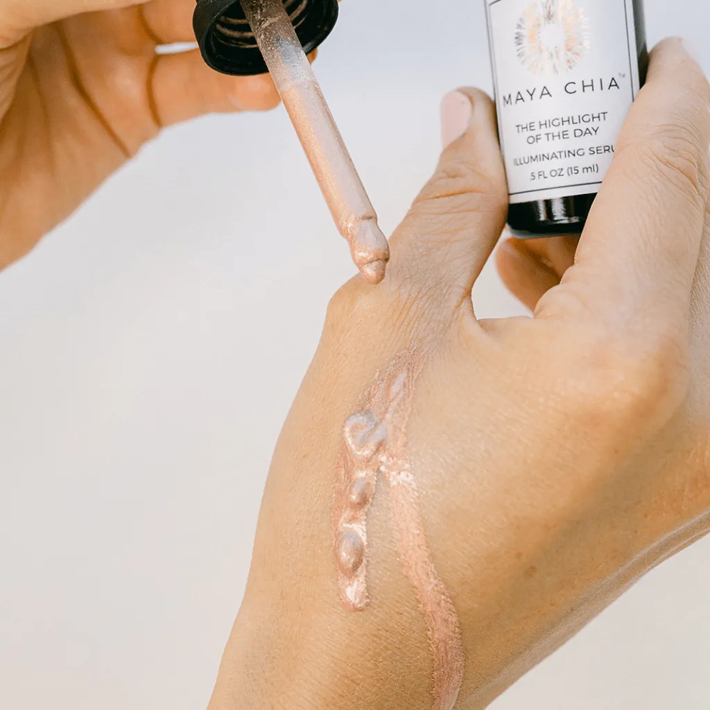 Highlight Of The Day Illuminating Face Serum