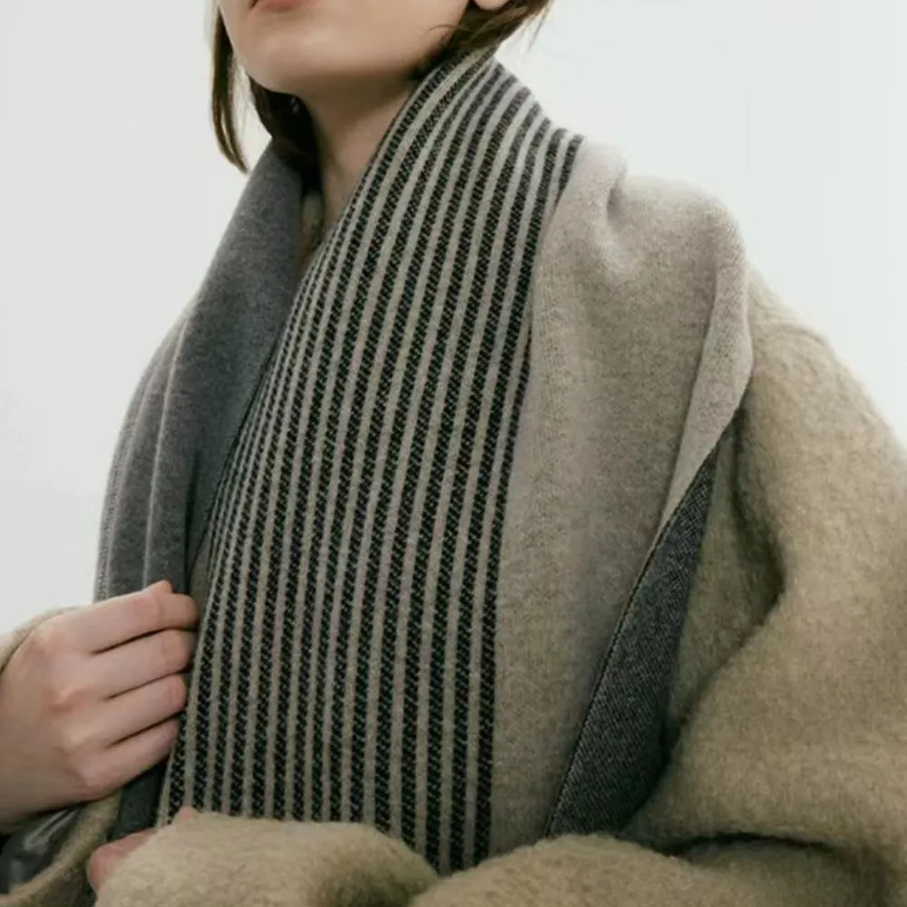 Japanese Urban Contrast Scarf