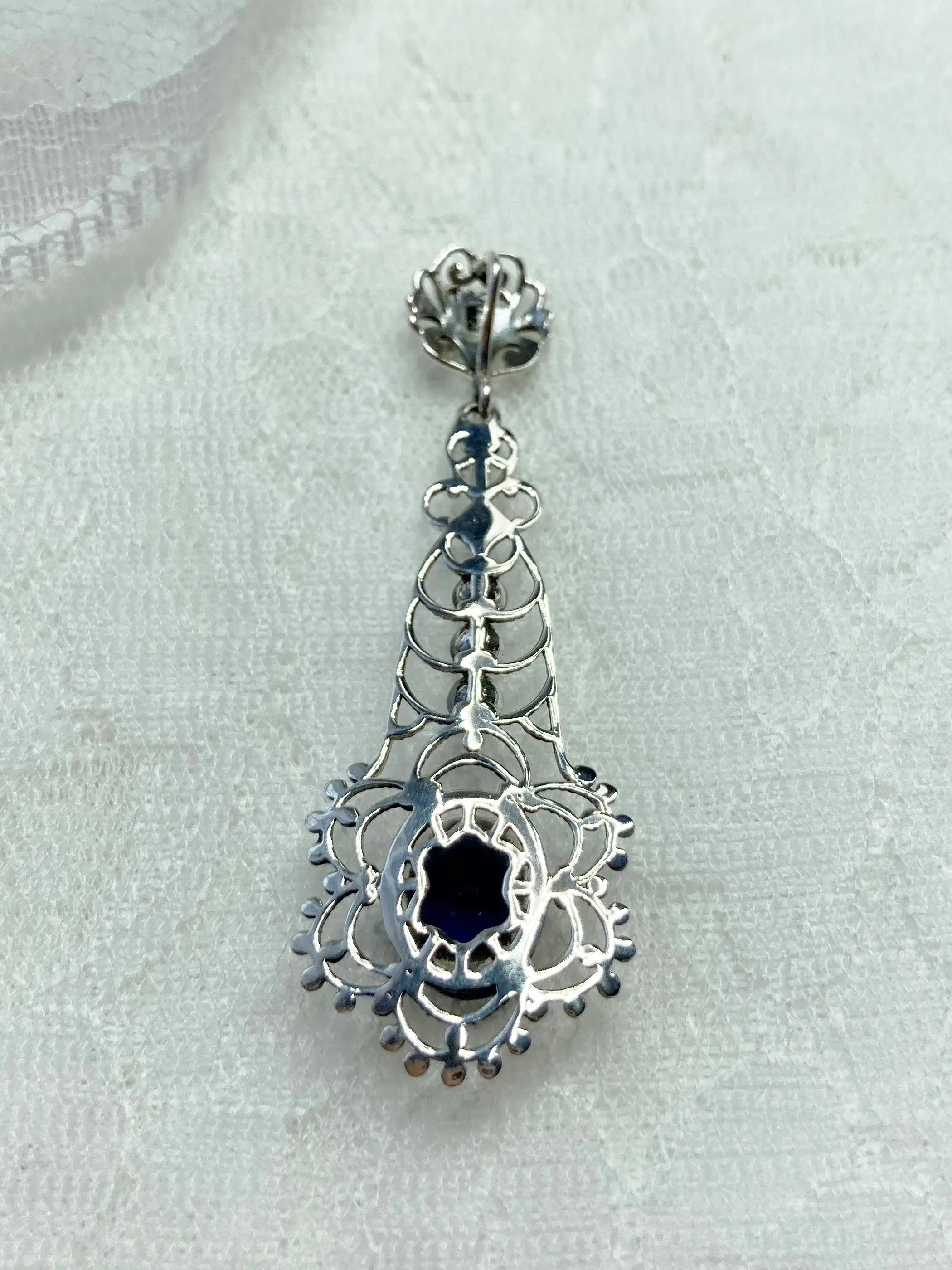 Lavaliere Pendant, Sapphire Blue Necklace #P17