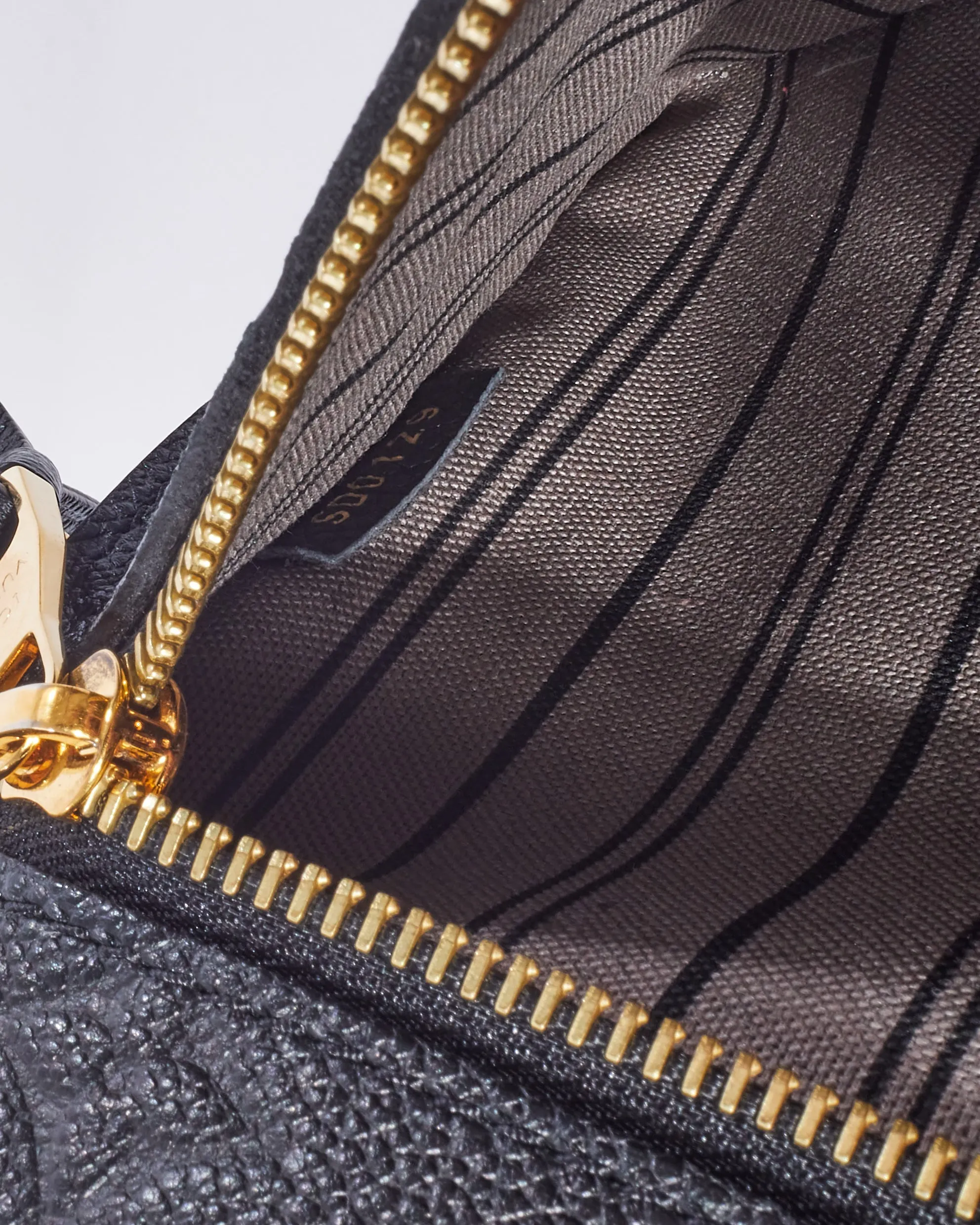 Louis Vuitton Black Empreinte Leather Pochette Metis