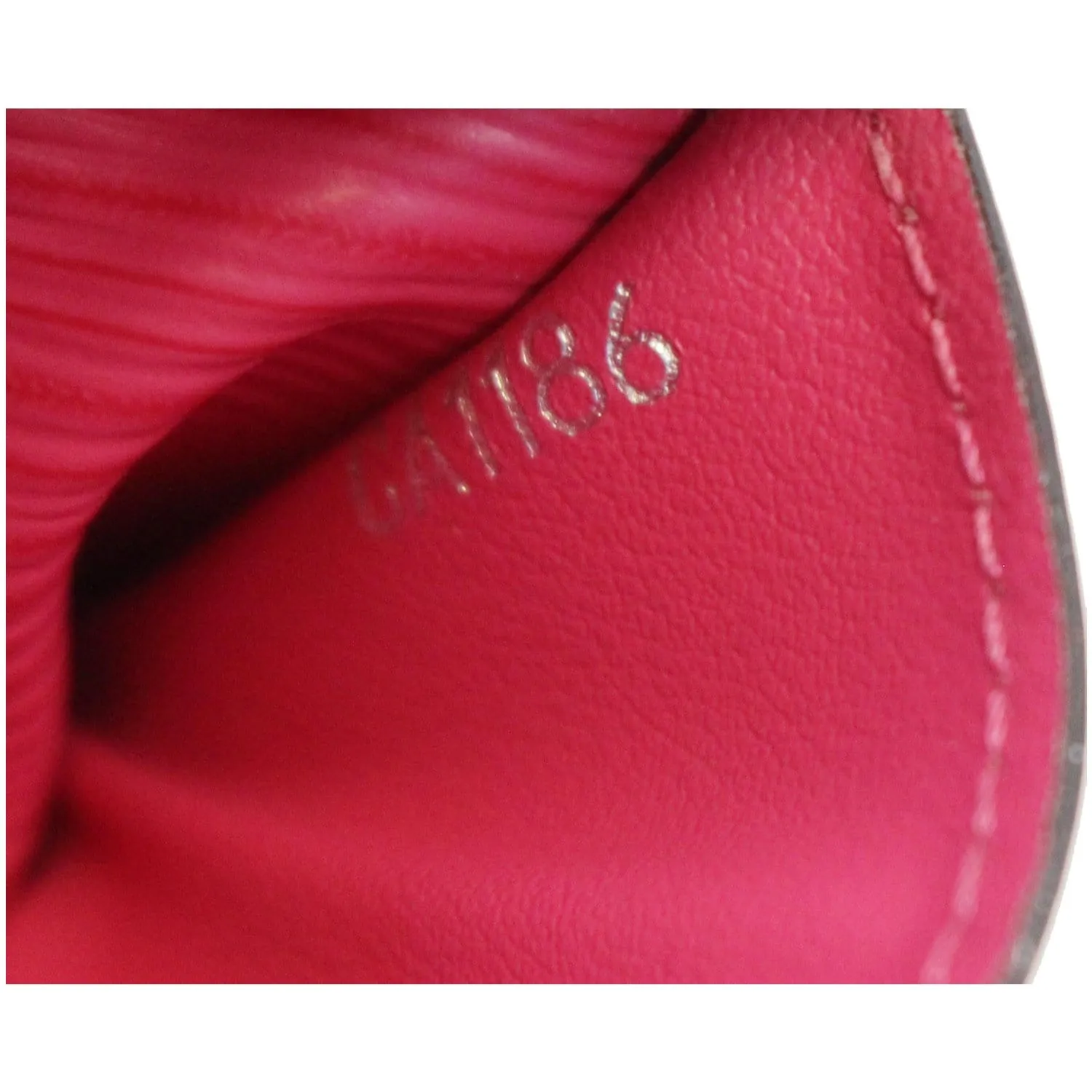LOUIS VUITTON Sarah Epi Leather Wallet Pink