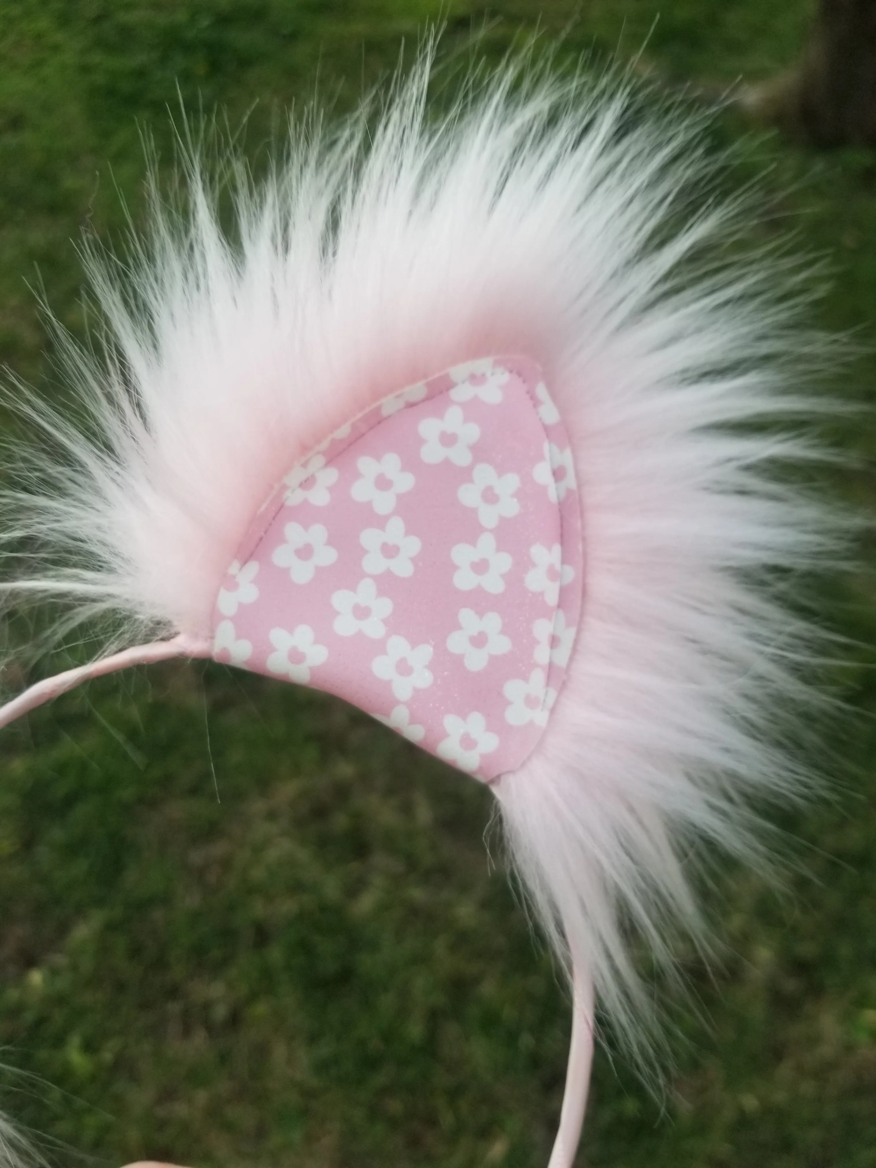 Lovely Daisies Kittycorn Ears
