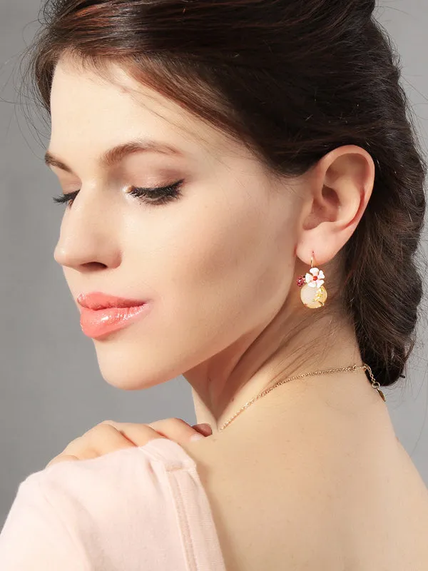 Lovely Flower Pattern Earrings