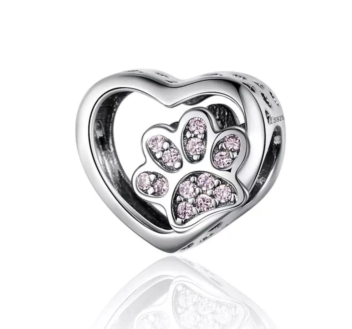 Lovely Paw