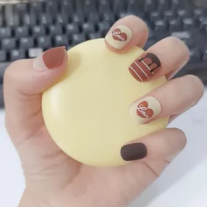 Lovely zoo (short nails)