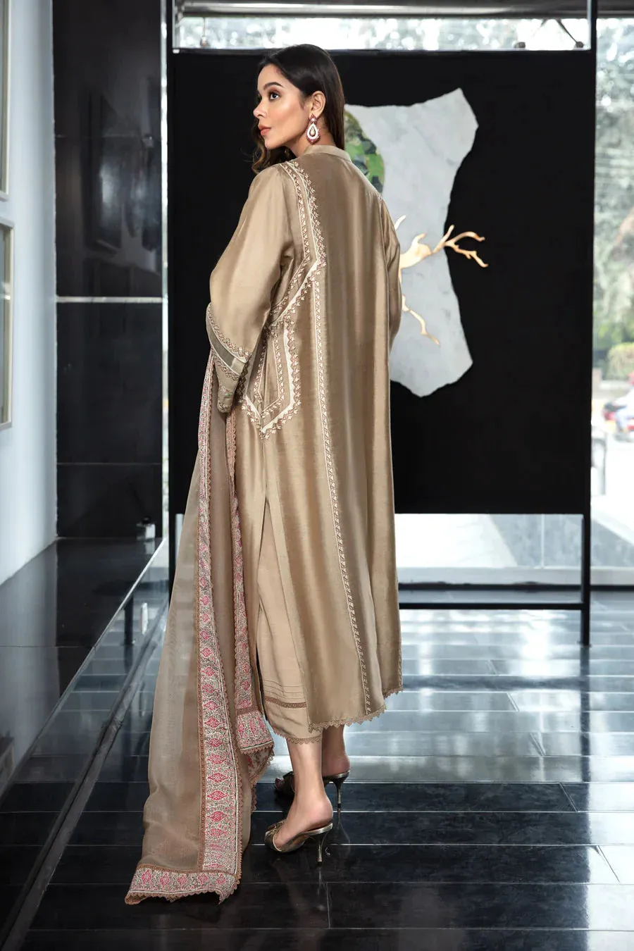 Luxury Pret Leena