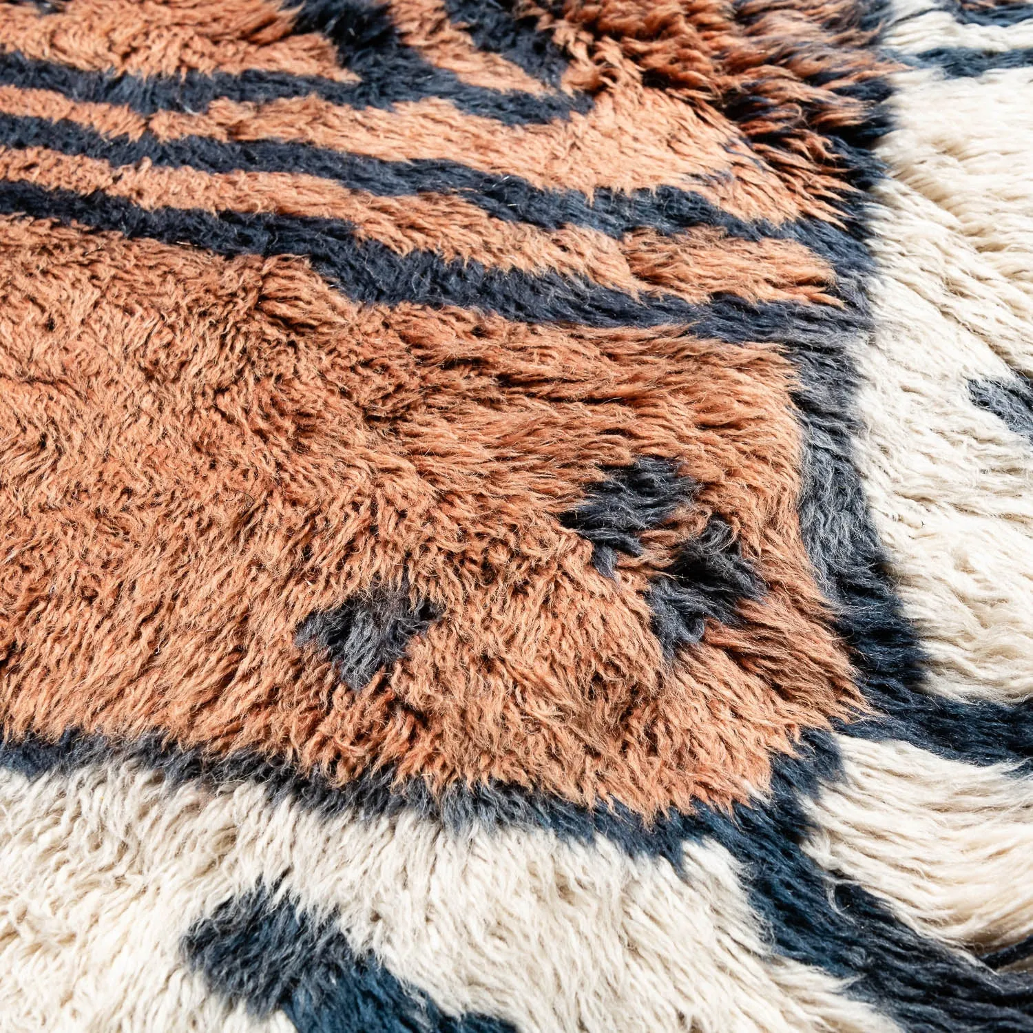 Mother Earth - Luxury Shag Moroccan Rug