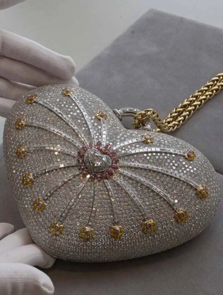 Mouawad 1001 Nights Diamond Purse - USD 3.8 million
