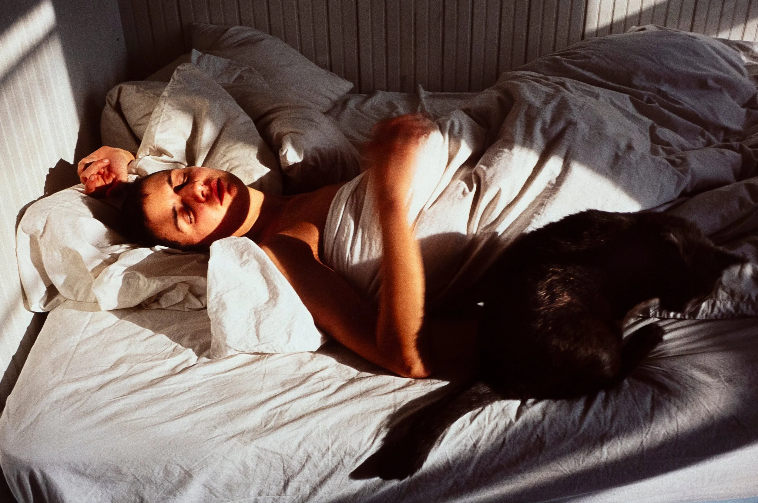 NAN GOLDIN "SIOBHAN WITH CAT, NEW YORK" 1993