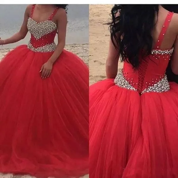 New 2018 Quinceanera Dresses Red Crystals Bodice Corset Spaghetti Straps Tulle Ball Gown Sweet 16 Dress