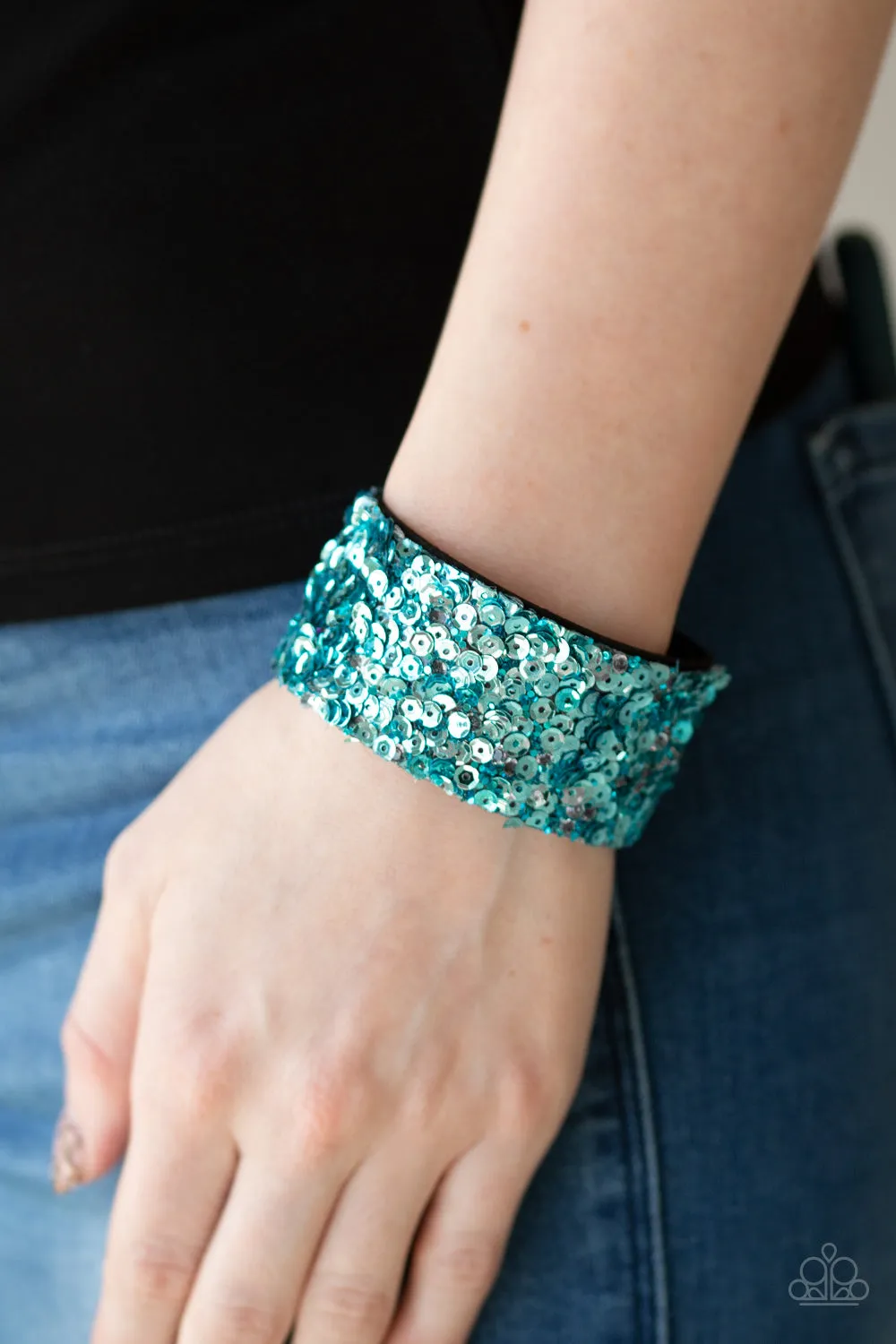 Paparazzi - Starry Sequins - Blue Bracelet