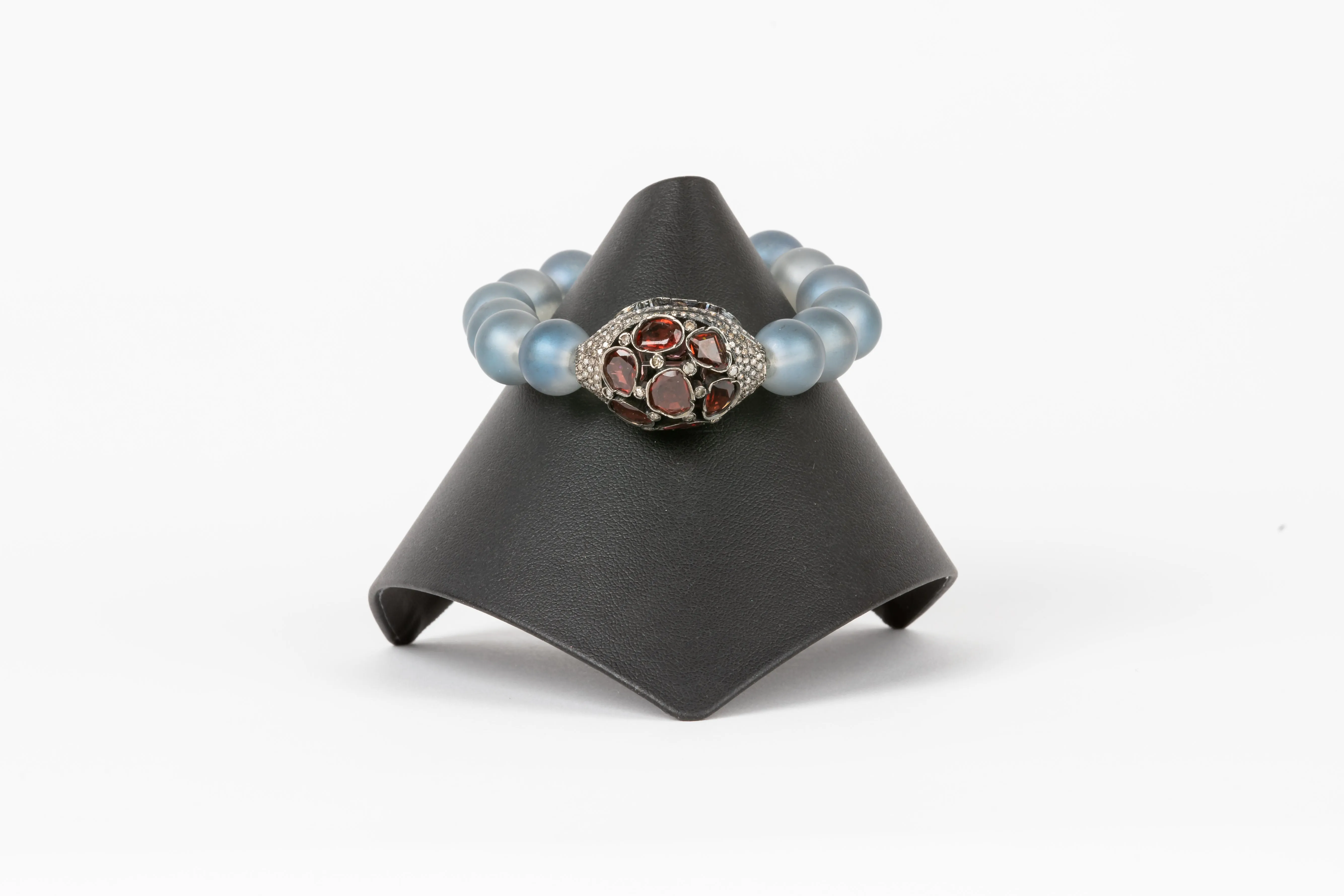 Pave Diamond, Garnet, Matt Iolite