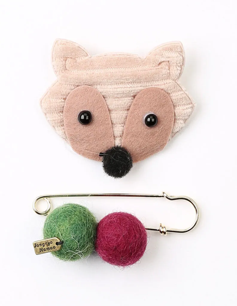 Racoon Brooch and Pin Beige