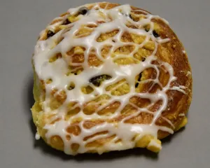 Raisin Sweet Roll