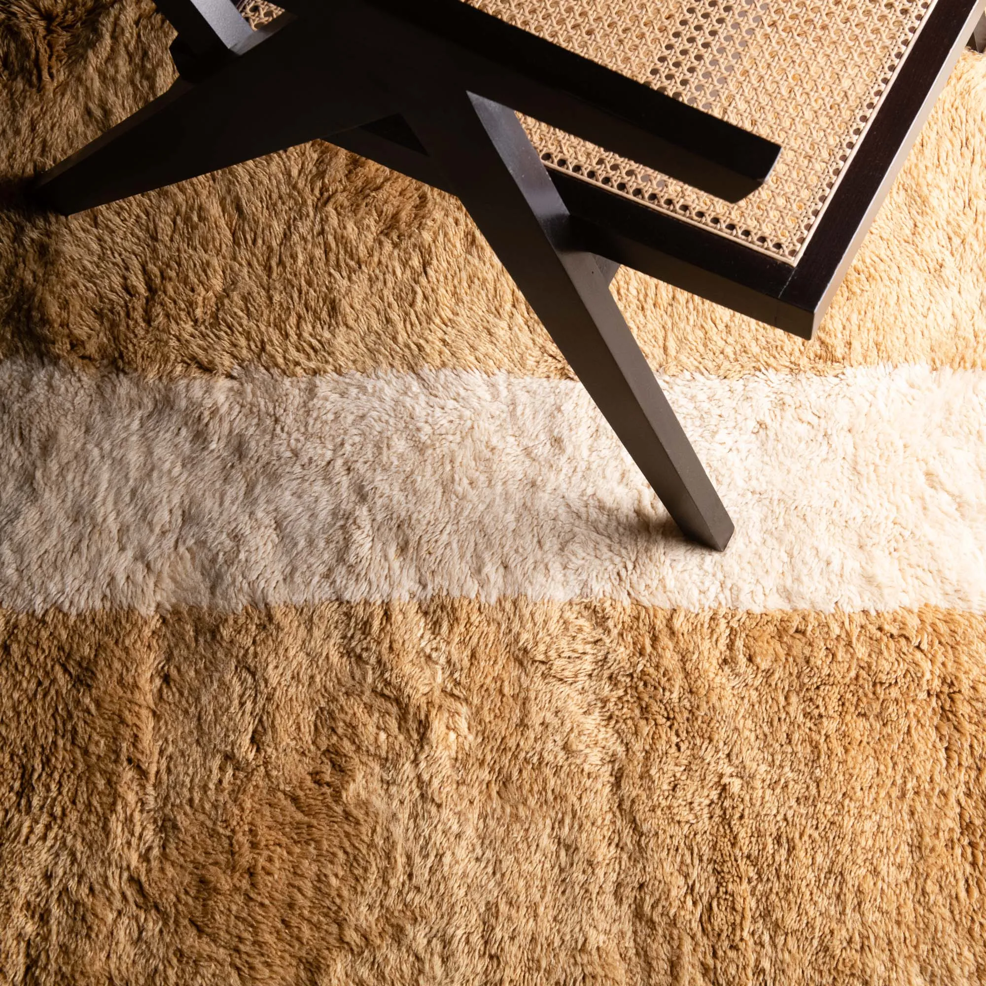 Sunlit Mosaic - luxury beni mrirt rug