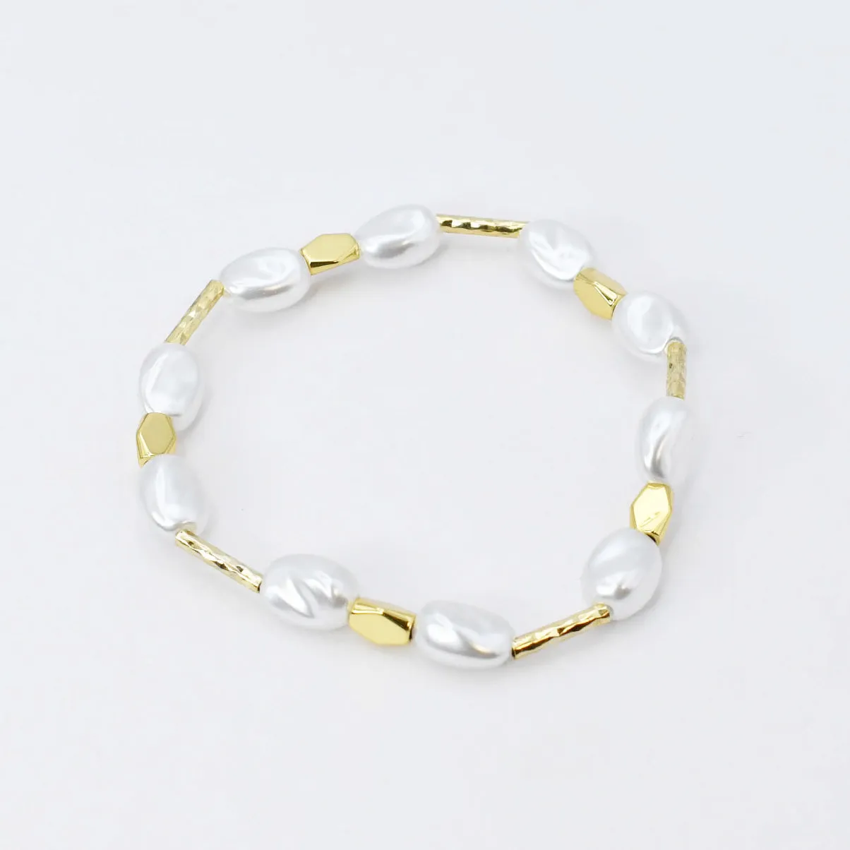 Sunlit Pearls Bracelet