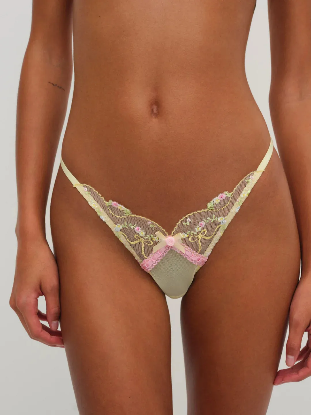 Sunny Bouquet Thong