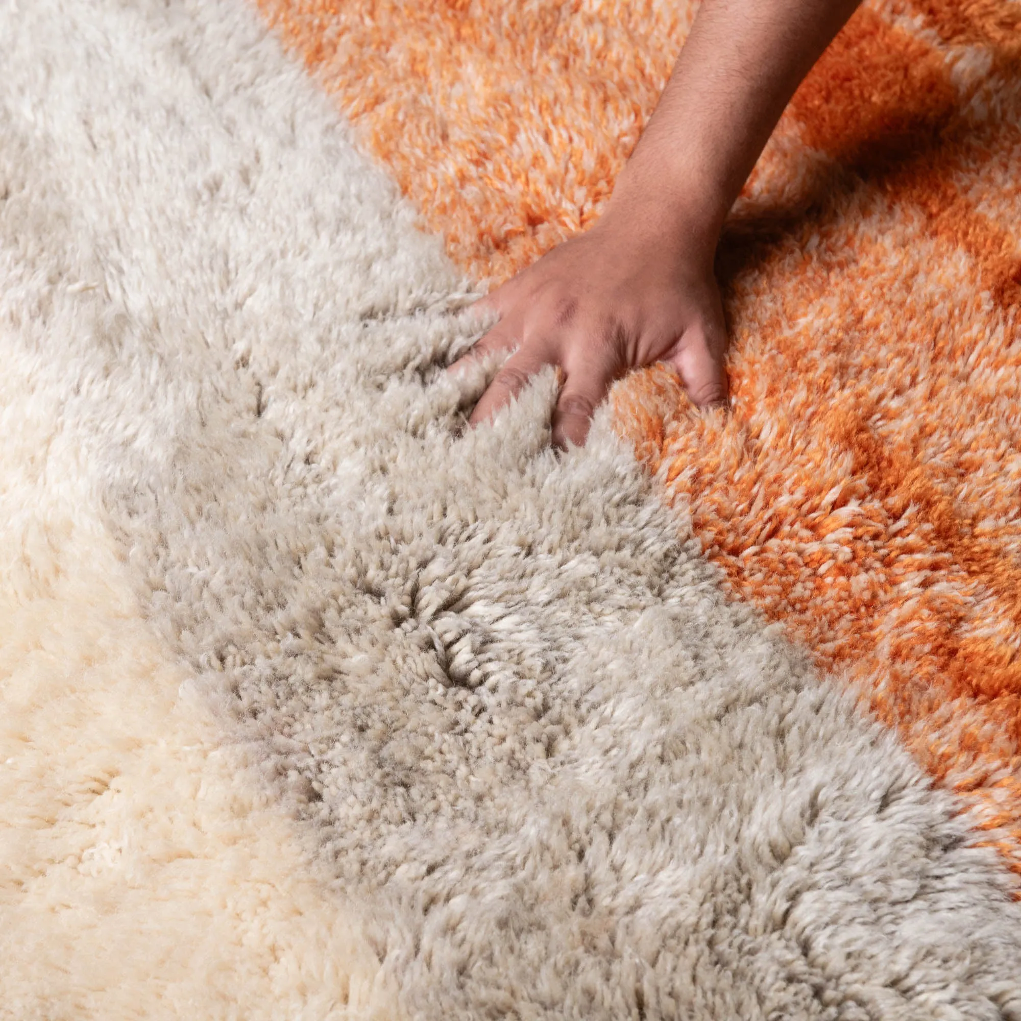 Sunrise Round - Luxury Shag Moroccan Rug