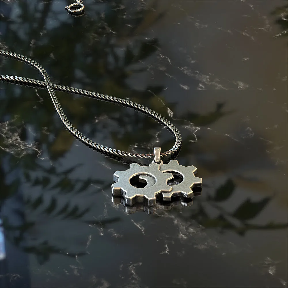 TWIN GEAR PENDANT