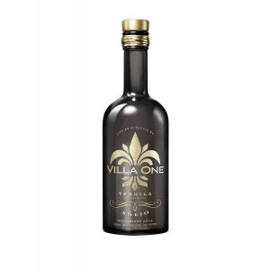 Villa One Anejo 750 ml