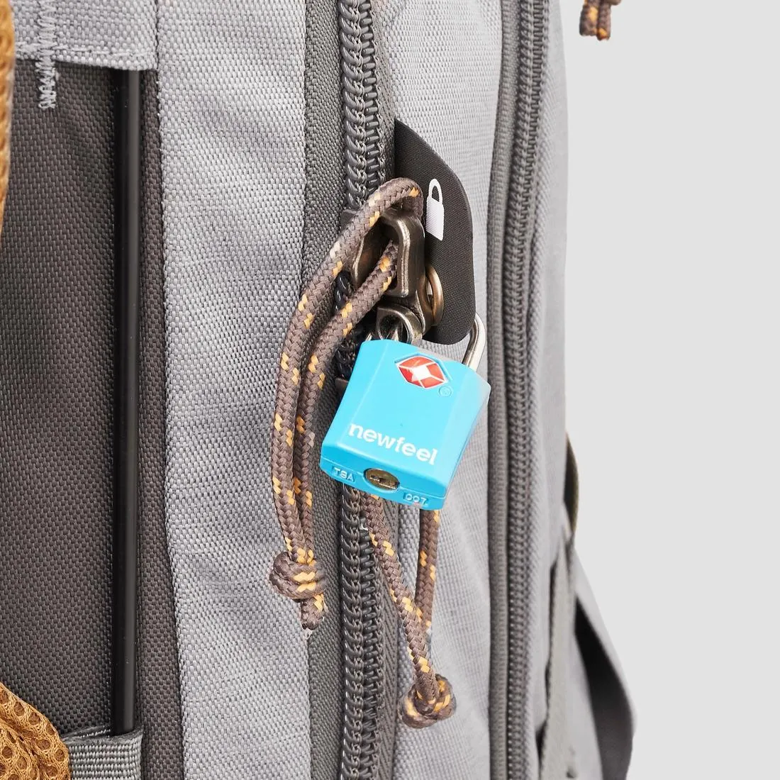 Women’s travel backpack 70L - Travel 500